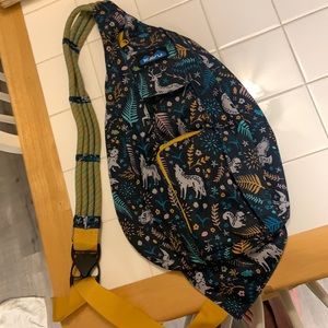 NWOT Woodland Kavu Bag
